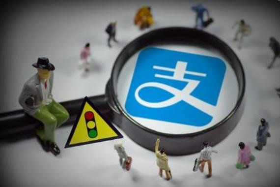 淘宝店铺给别人代运营，对自己的店铺和支付宝账户有安全隐患吗?